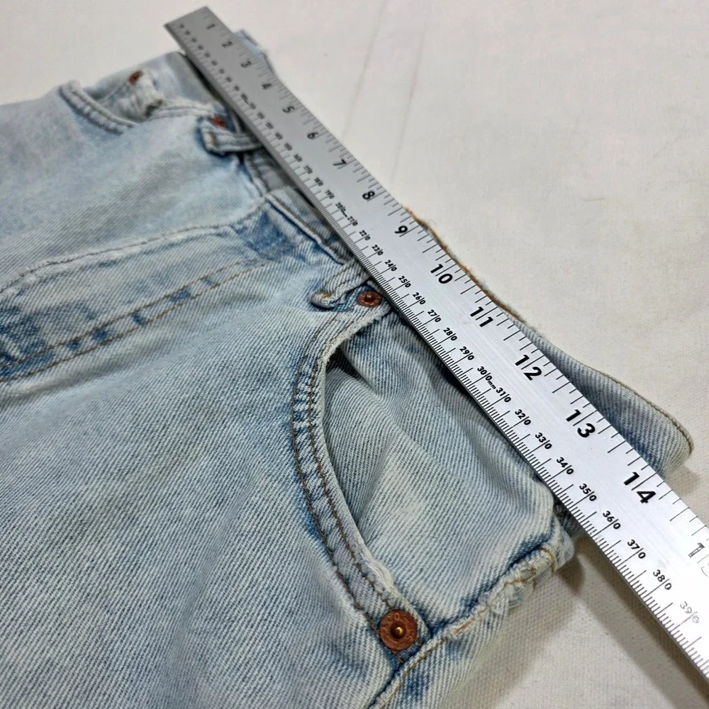 Levi's 550 Jeans Mens 29x32 Light Wash Relaxed Fit Tapered Leg Vintage Denim